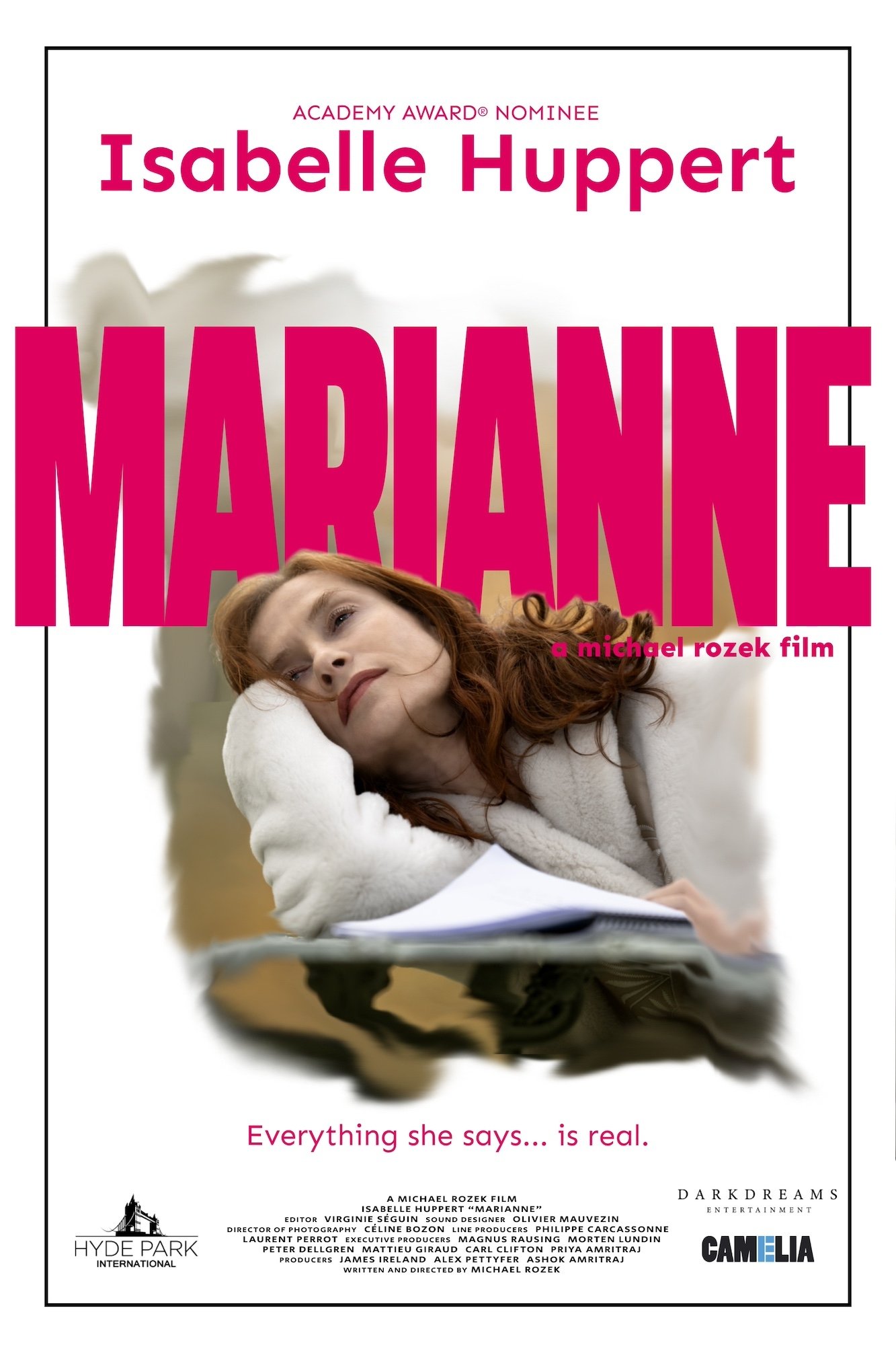 Постер Marianne